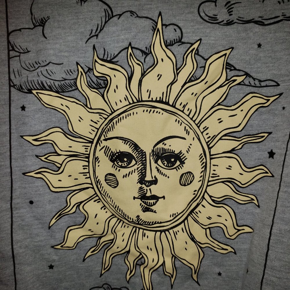 Radiate Love XXL 2XL Long Sleeve Graphic Yellow Sun Sweatshirt Gray Grey - Picture 3 of 5